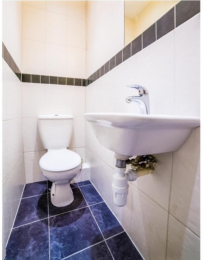 Oyo Tamtam Acton Hotel London Kültér fotó